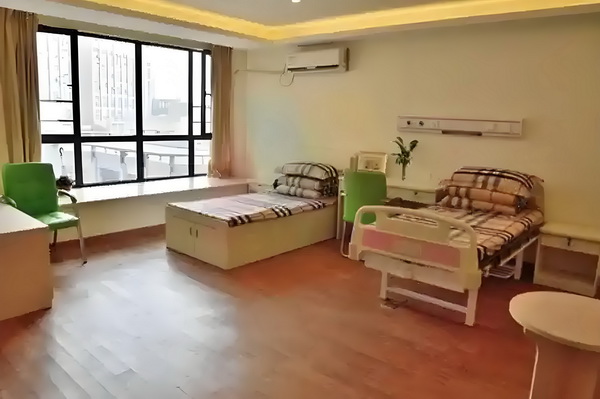 本科生深圳如何落户_不会唱歌却开演唱会，58岁的郑伊健消费情怀？ 不会唱歌但是同样重要留白